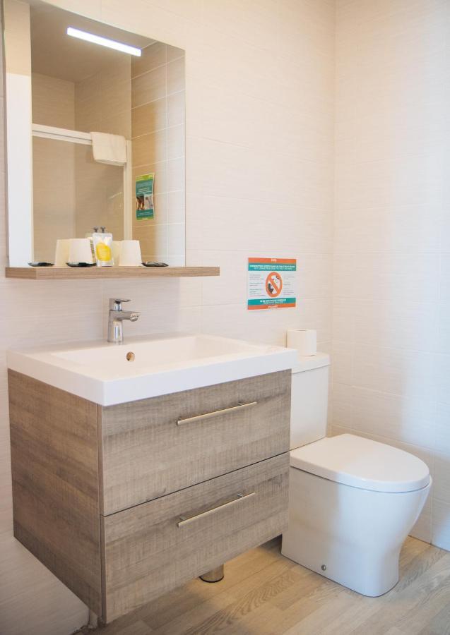 الشقق الفندقية Twenty Business Flats Nimes Trigone المظهر الخارجي الصورة