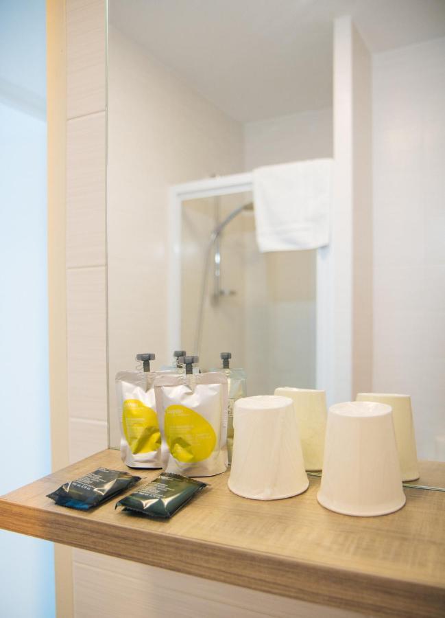 الشقق الفندقية Twenty Business Flats Nimes Trigone المظهر الخارجي الصورة